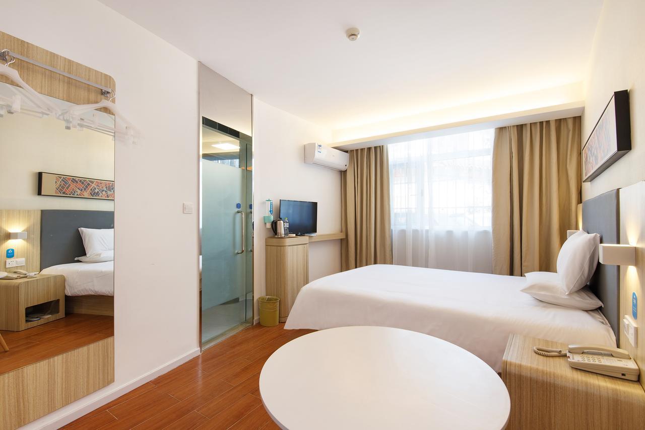 Hanting Hotel Shanghai Pudong Airport Zhuqiao Xangai Exterior foto
